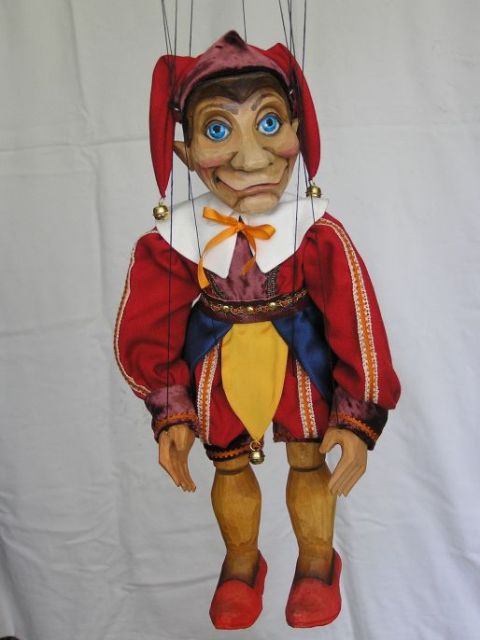 [Linked Image from dolls-puppets.com]